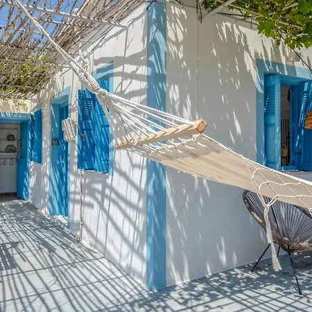 Avlona Blue Apartment *