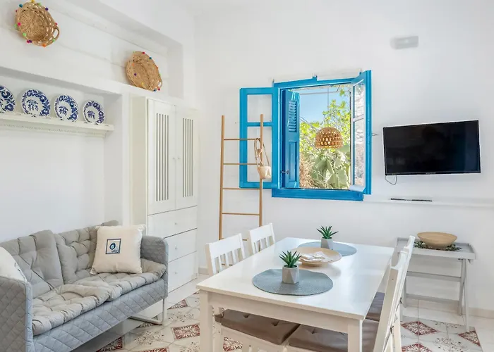 公寓 Avlona Blue Diafánion