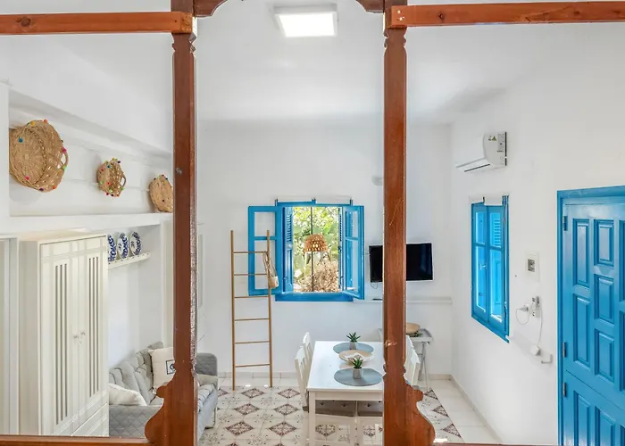 公寓 Avlona Blue *