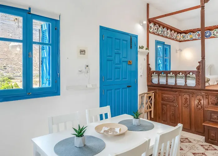 Avlona Blue 公寓 Diafánion